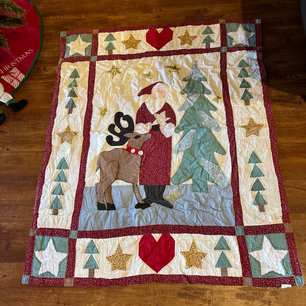 Handmade Christmas Throw Wall Hanging Quilt Santa Reindeer 56”x45”  GORGEOUS!